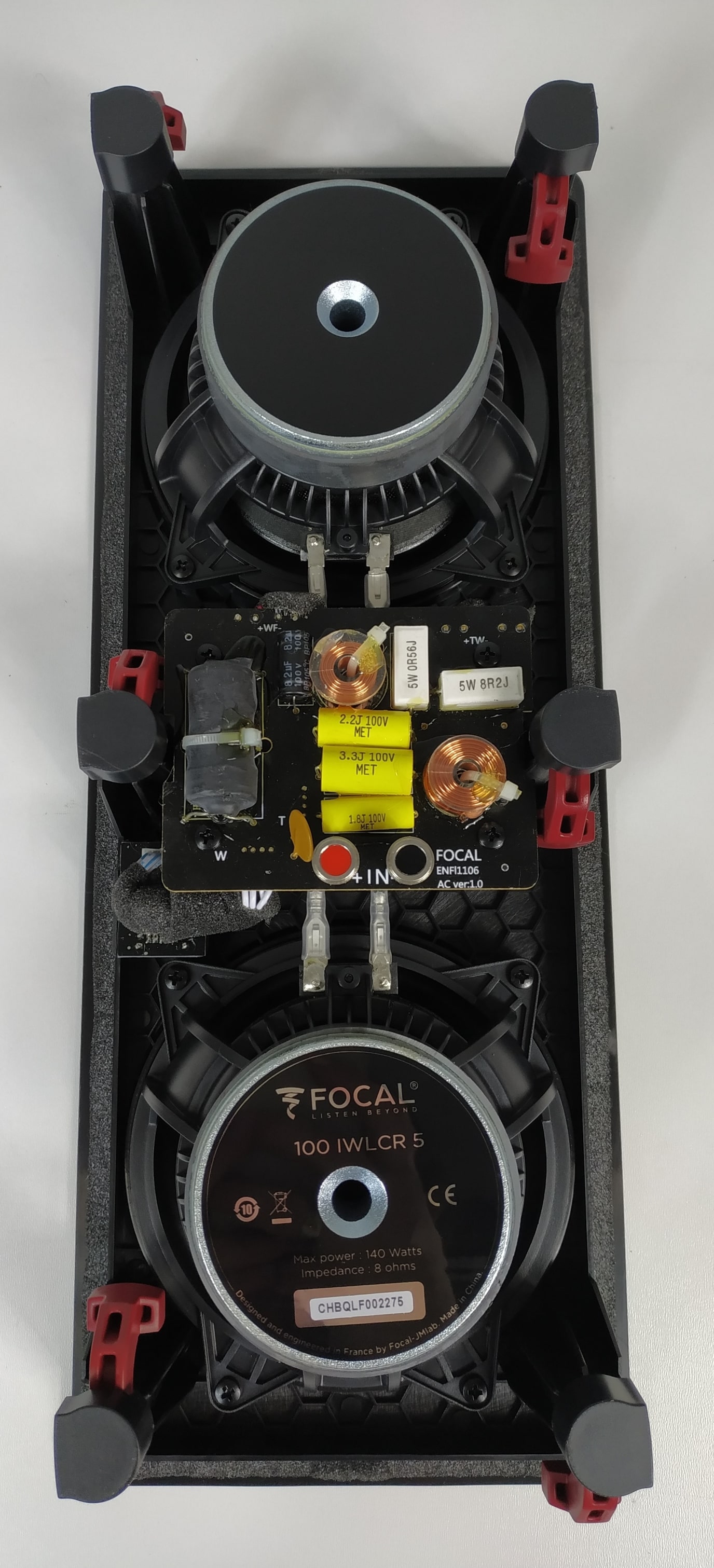 Focal 100IW5LCR back