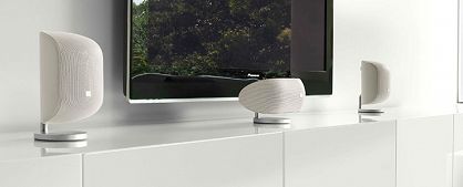 Bowers & Wilkins M-1 – kompaktowy głośnik o potężnym brzmieniu